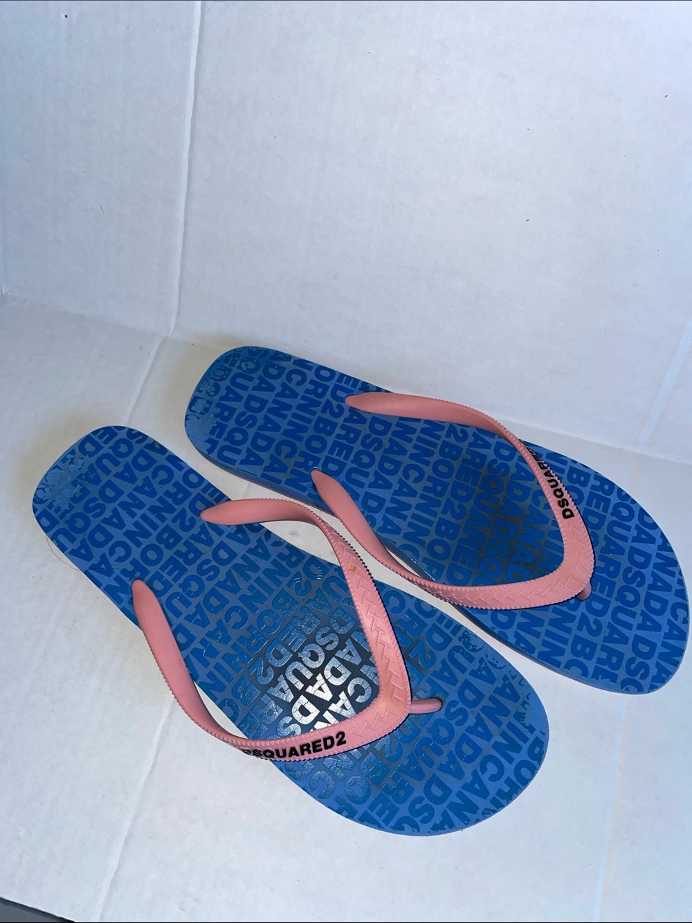 DSQUARED2 Blue and Pink Logo Flip Sandals